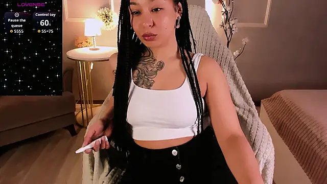 Aisha Goldstein online show from April 14, 5:45 am