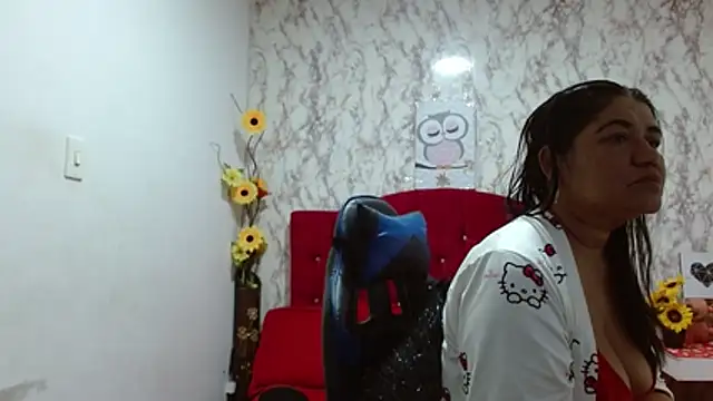  Danna Milf  online show from January 18, 2:31 pm