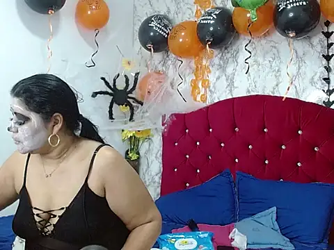  Danna Milf  online show from October 27, 12:28 pm