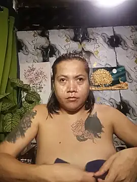 Snapshot of trishacummerts chatting on June 30, 2:55 am trishacummerts online show from June 30, 2:55 am