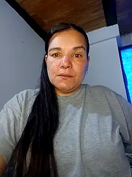 Snapshot of MilfBlonde_ chatting on October 18, 11:12 am MilfBlonde online show from October 18, 11:12 am
