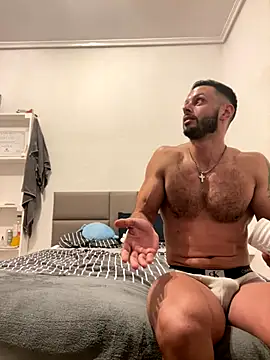 Camaraman05 online show from October 18, 6:04 am