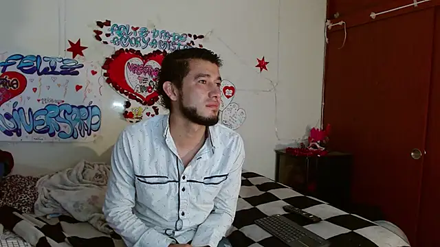 picante70  online show from February 10, 11:20 am