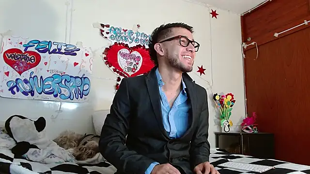 picante70  online show from March 20, 11:11 am