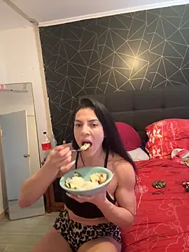 Kattefit online show from November 17, 5:17 pm