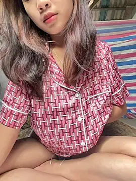 namicute online show from April 5, 7:48 am