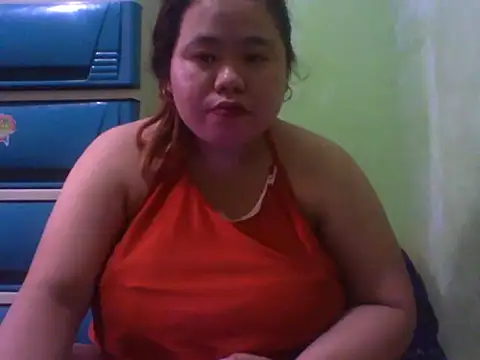 Snapshot of chubbybigtits_01 chatting on October 20, 5:31 am chubbybigtits 01 online show from October 20, 5:31 am