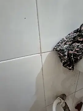 Snapshot of crawlerdrill chatting on November 9, 2:48 am crawlerdrill online show from November 9, 2:48 am