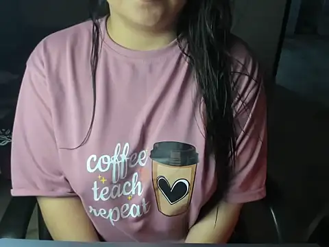 Divya68 online show from December 22, 5:35 pm