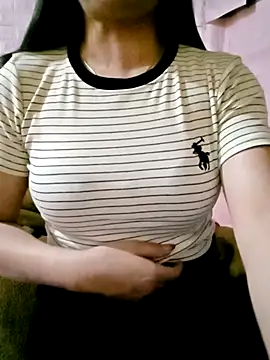 SansanCii online show from March 7, 2:33 pm