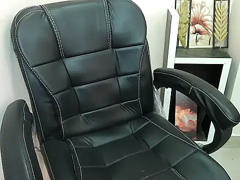 Snapshot of notty_heena chatting on November 10, 3:44 am notty heena online show from November 10, 3:44 am