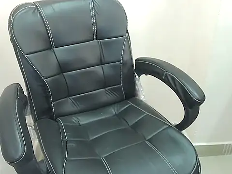 Snapshot of notty_heena chatting on November 8, 4:16 am notty heena online show from November 8, 4:16 am