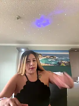 Snapshot of sherylarrota chatting on October 14, 7:58 pm sherylarrota online show from October 14, 7:58 pm