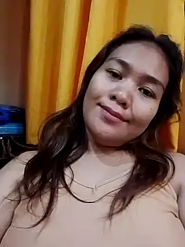 Snapshot of sweet_candy91 chatting on October 12, 9:43 am sweet candy91 online show from October 12, 9:43 am