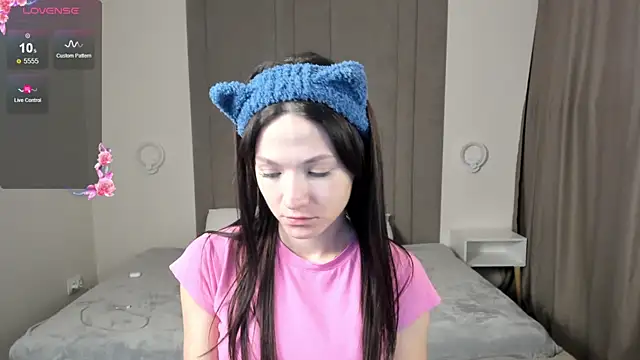 ChillGato online show from November 17, 1:31 am