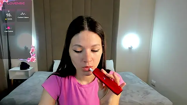 ChillGato online show from November 15, 1:31 am