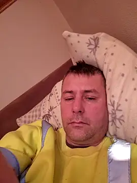 Snapshot of tibci12789 chatting on January 6, 2:21 pm tibci12789 online show from January 6, 2:21 pm