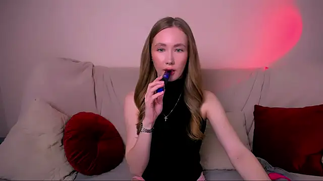 EllyColins online show from April 5, 2:51 am