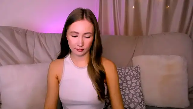 EllyColins online show from March 6, 3:23 am