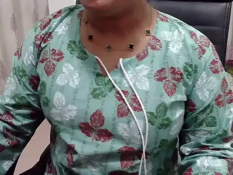 SexyRani2000 online show from May 6, 4:22 pm