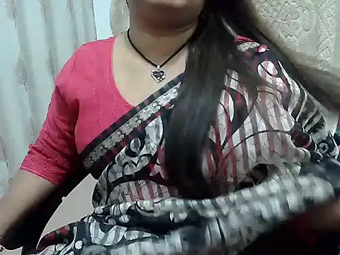SexyRani2000 online show from June 19, 6:47 pm