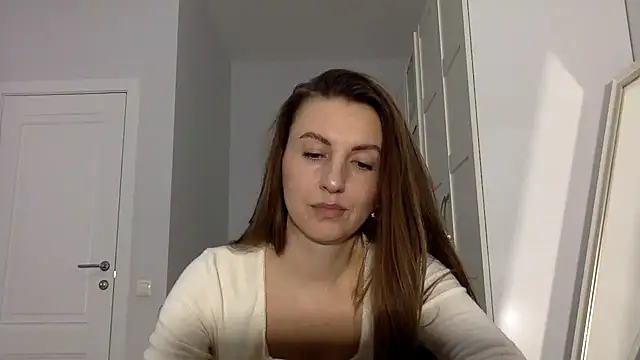 Snapshot of Melivorra chatting on April 27, 9:46 pm Melivorra online show from April 27, 9:46 pm