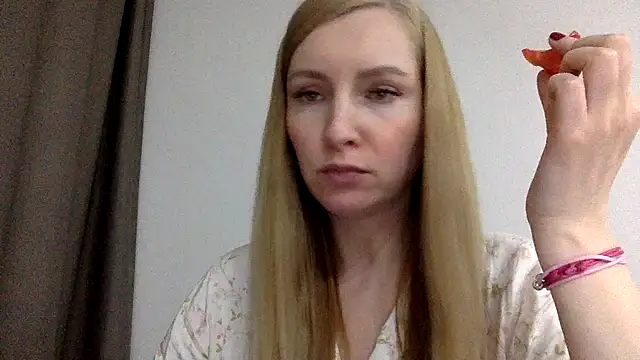 Neralith online show from April 18, 7:40 pm