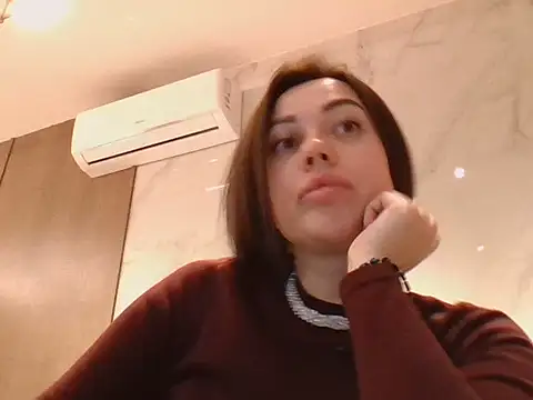 Snapshot of Yanorell chatting on February 25, 8:58 am Yanorell online show from February 25, 8:58 am