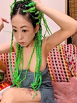 Snapshot of jyuse000ryuse chatting on July 6, 12:12 pm jyuse000ryuse online show from July 6, 12:12 pm