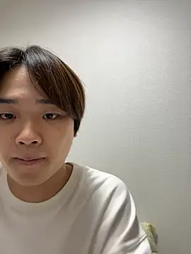 Snapshot of nagi_112 chatting on November 1, 8:52 am nagi 112 online show from November 1, 8:52 am