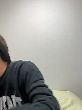 Snapshot of nagi_112 chatting on February 8, 5:27 am nagi 112 online show from February 8, 5:27 am