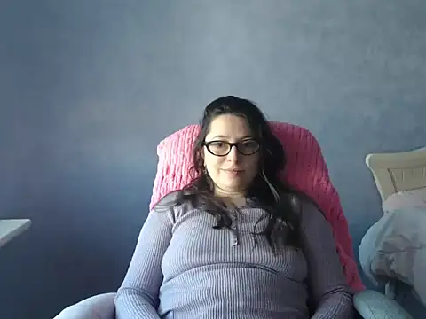 LuckyLisa23 online show from March 8, 11:46 am