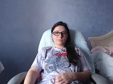 LuckyLisa23 online show from March 25, 11:53 am