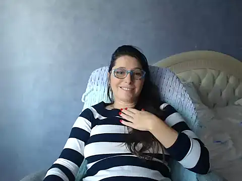 LuckyLisa23 online show from October 31, 10:12 am