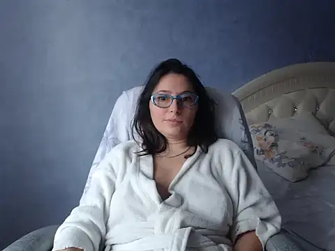 LuckyLisa23 online show from November 23, 10:36 am