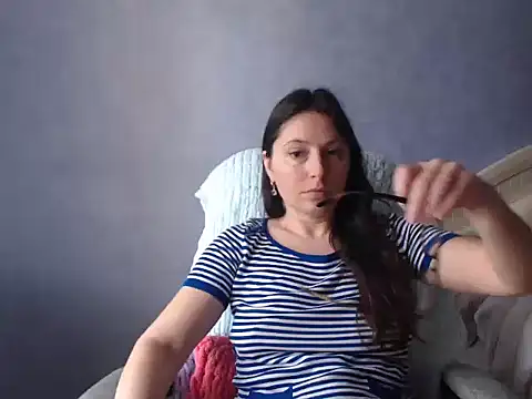 LuckyLisa23 online show from May 20, 9:17 am