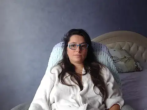 LuckyLisa23 online show from October 18, 11:12 am