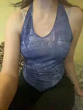 Snapshot of KittieCreme chatting on November 7, 12:42 pm KittieCreme online show from November 7, 12:42 pm