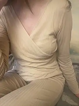 KittieCreme online show from February 5, 11:06 am