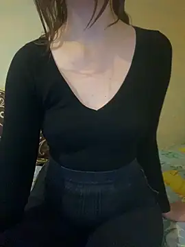 Snapshot of KittieCreme chatting on October 31, 2:13 pm KittieCreme online show from October 31, 2:13 pm