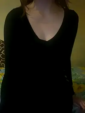 Snapshot of KittieCreme chatting on November 4, 1:26 pm KittieCreme online show from November 4, 1:26 pm