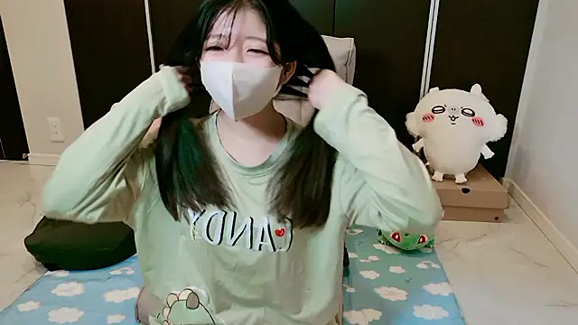 Snapshot of Rin_chan_77 chatting on November 8, 12:31 pm Rin chan 77 online show from November 8, 12:31 pm