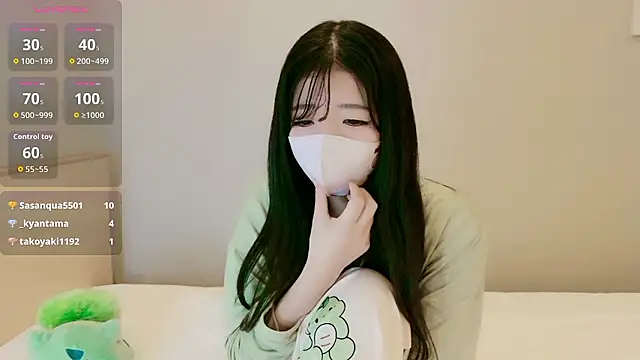 Snapshot of Rin_chan_77 chatting on October 31, 4:25 pm Rin chan 77 online show from October 31, 4:25 pm