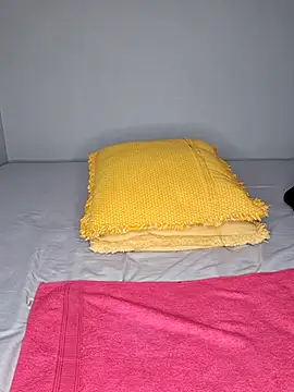 certifiedhottie2025 online show from November 1, 4:52 am