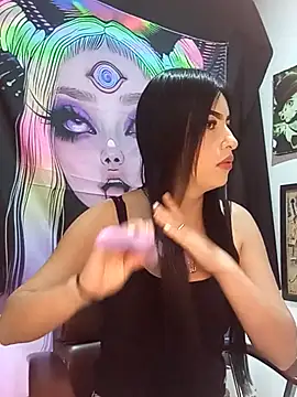 Snapshot of AlanaCollins- chatting on October 18, 11:34 am AlanaCollins- online show from October 18, 11:34 am