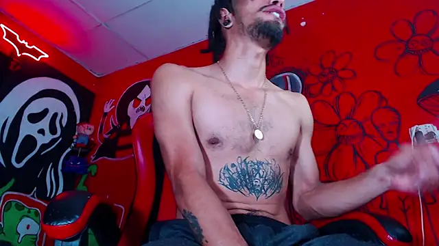 Snapshot of Monsterdominationx chatting on November 14, 12:53 pm Monsterdominationx online show from November 14, 12:53 pm