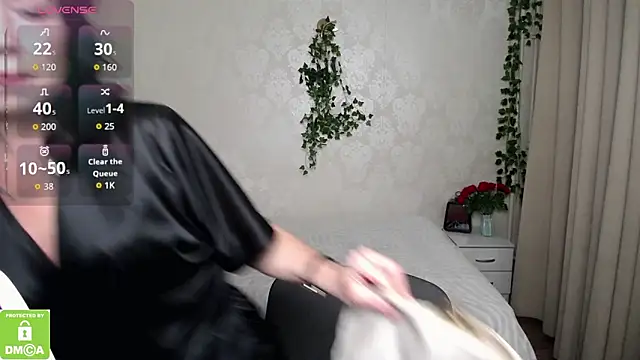 beautiful moon3 online show from November 12, 1:48 pm