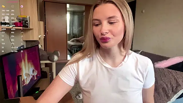 Snapshot of VictoriaMystery chatting on November 22, 11:42 am VictoriaMystery online show from November 22, 11:42 am