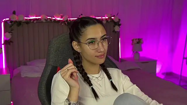 RebeckaThornton online show from November 16, 11:48 am