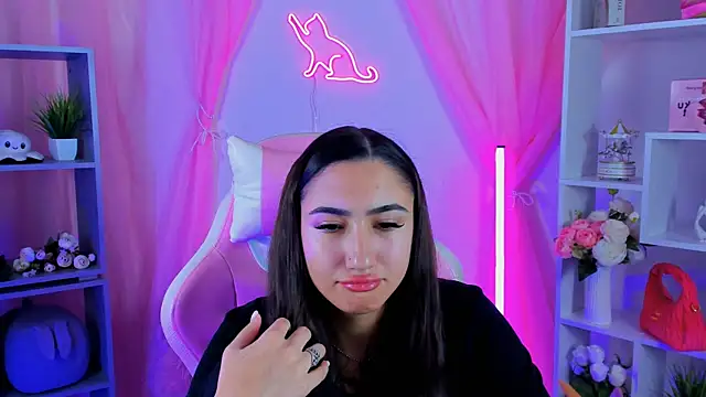 Snapshot of RebeckaThornton chatting on October 29, 9:41 am RebeckaThornton online show from October 29, 9:41 am